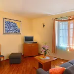 Villa Nora Hvar 4*