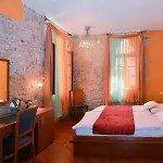 Villa Nora Hvar Bed & Breakfast 4*