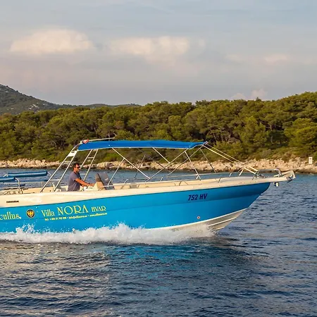 ベッド・アンド・ブレックファスト ノラ 4*