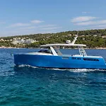 Frühstückspension Nora Hvar 4*