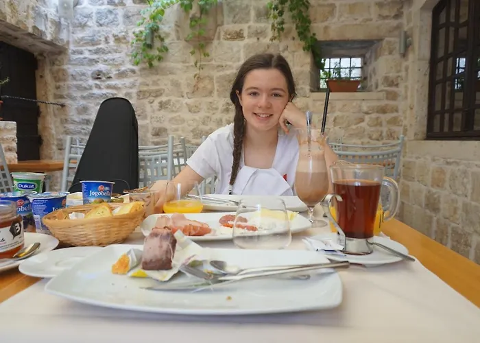 Bed and Breakfast Nora Hvar Χβαρ